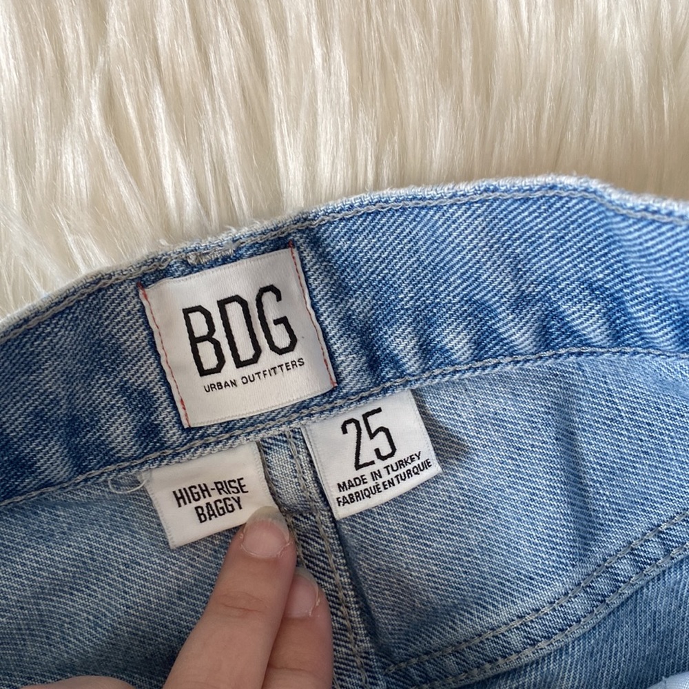 U R B A N O U T F I T T E R S Bdg High Rise Baggy… - image 2